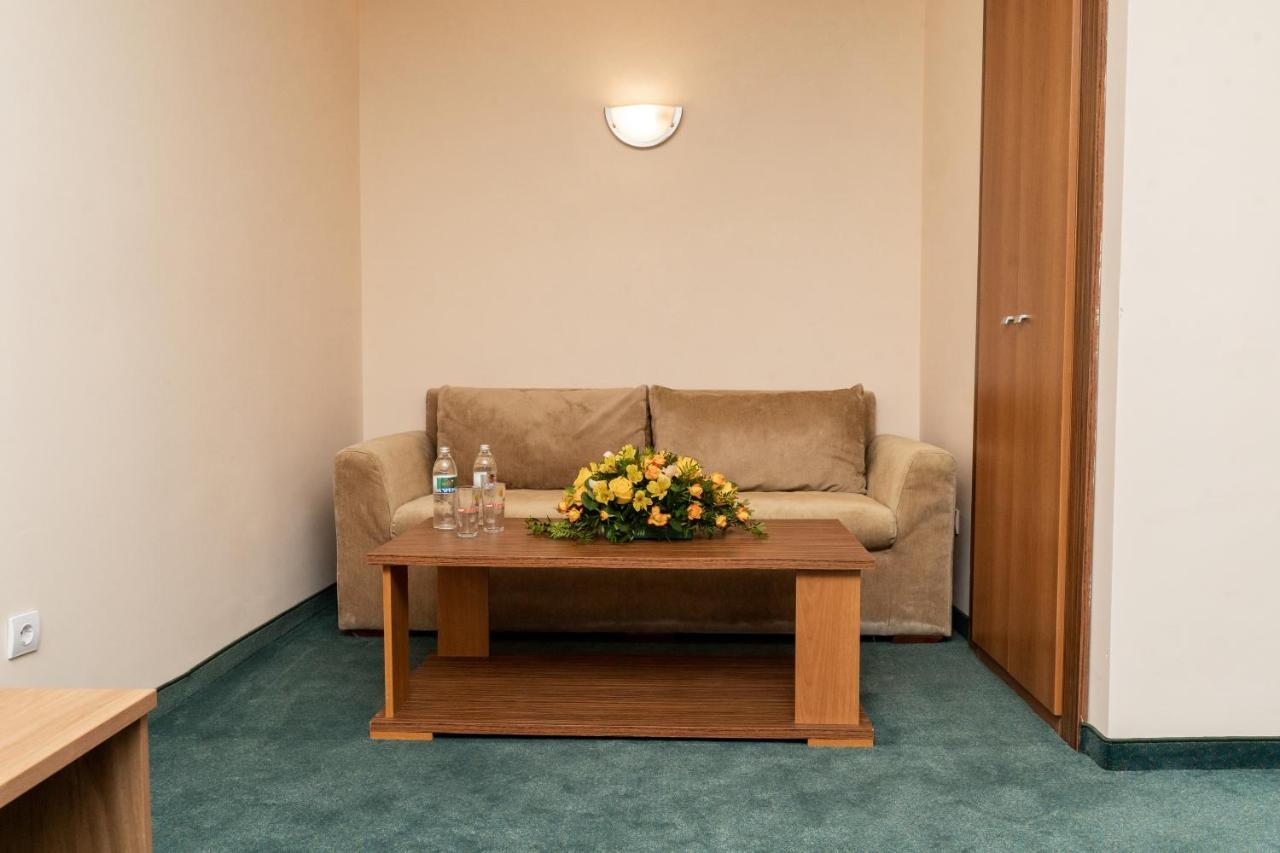 Strandzha Hotel - Free Parking Aranyhomok Kültér fotó
